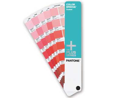 Guía Pantone Color Bridge Coated en papel recubierto